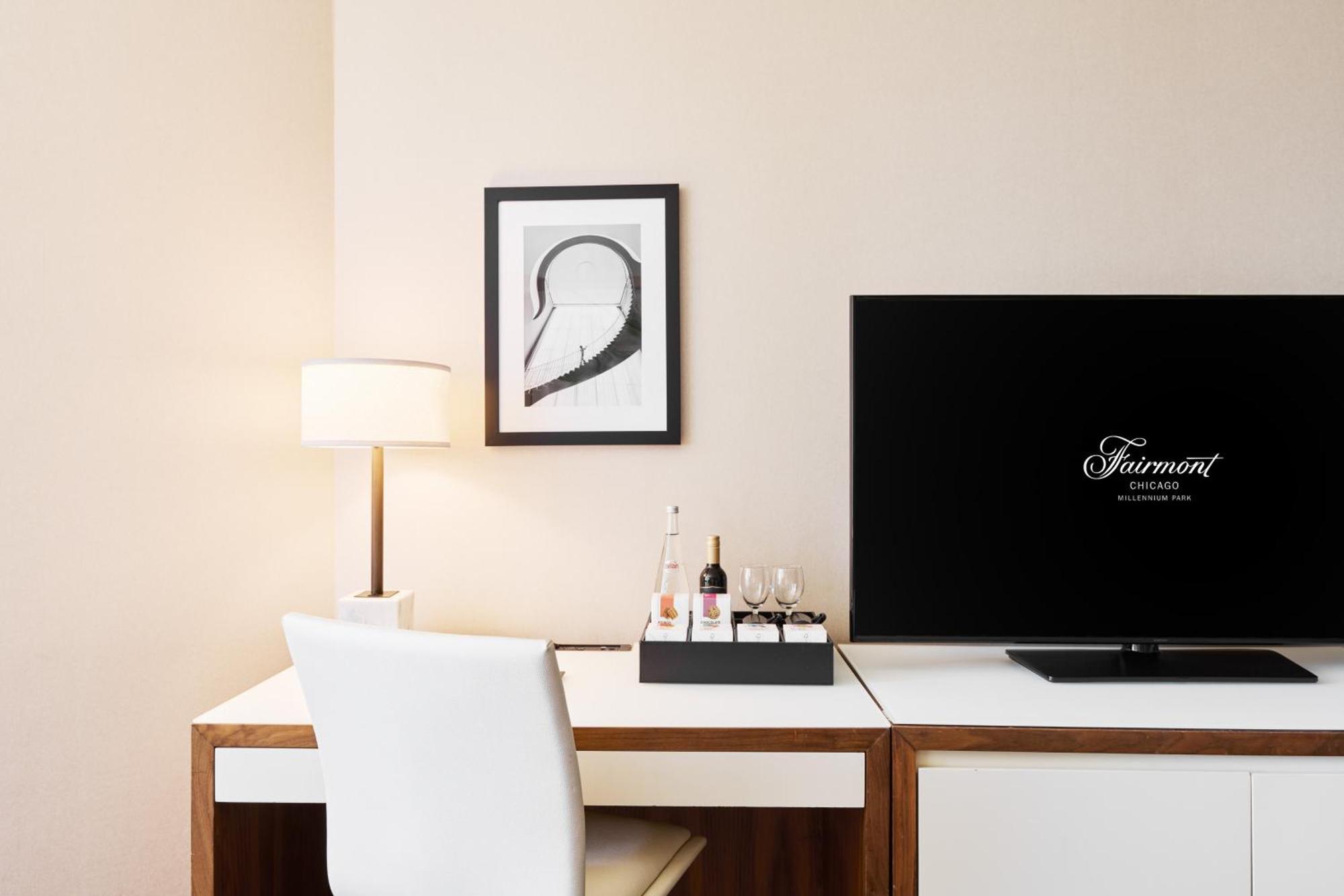 Fairmont Chicago Millennium Park Hotel Екстериор снимка
